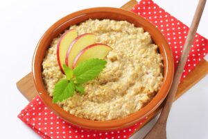 Porridge mit Apfel