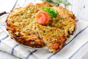 Tortilla mit Zucchini und Lachs