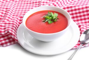 Tomatensuppe mit Kartoffeln